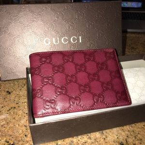 GUCCI MAROON LOGO WALLET
